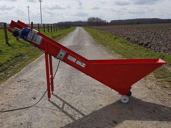 Elevateur, convoyeur de légumes_0