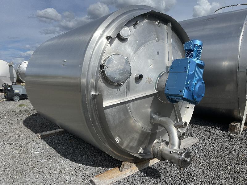 Cuve Goavec 12000 L - CUV477 - Anneaux de levage, Agitation centrale, Isolation virole_0
