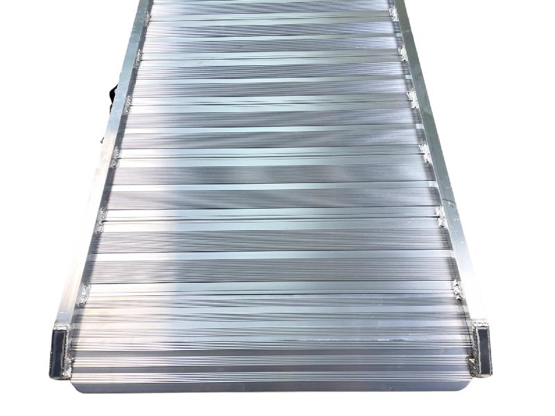 Rampe aluminium pliante 400kg 2130x700mm largeur utile 650mm MW Tools AOP2003_0