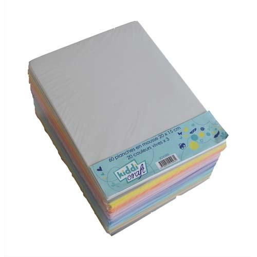 LOT DE 60 PLANCHES DE MOUSSE FORMAT 20 X 15 CM COULEURS ASSORTIES, 3 PIÈCES PAR COULEUR - LOT DE 3
