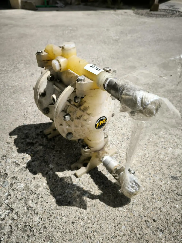 Pompe pneumatique versamatic - référence                        :                         c13272_0