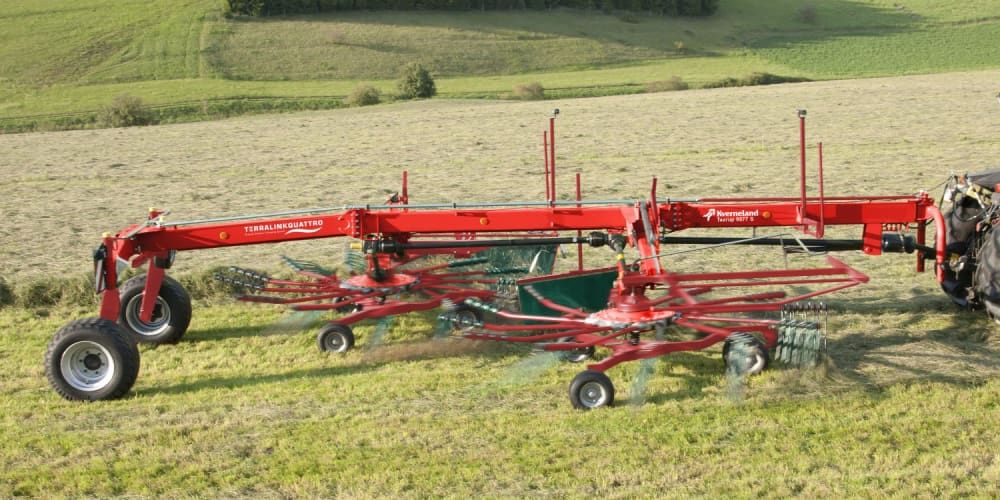 9577 S - Andaineur double rotor latéral Kverneland - Largeur de travail 7,70 m - Haut rendement_0