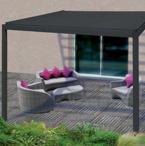 Pergola bioclimatique simple lame adossée haut de gamme - aluminium extrudé - manœuvre treuil et manivelle inclus - fabrication française_0