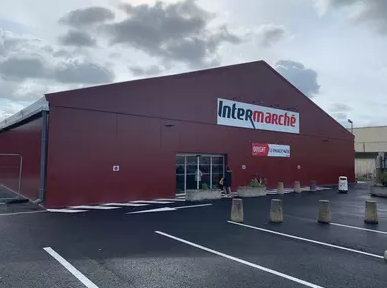 Bâtiment démontable pour la mise en place de click and collect_1