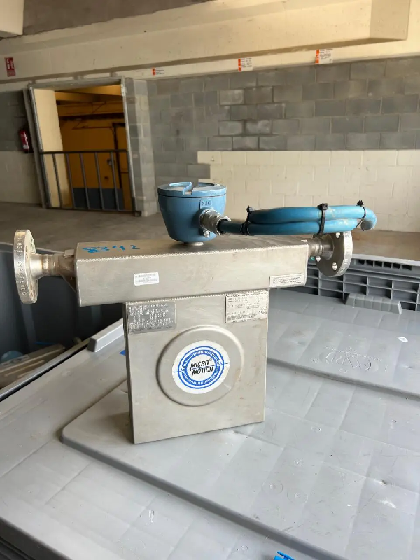 Débitmètre à effet coriolis micro motion f100s atex dn25 d'occasion_295 - référence : c8342_0
