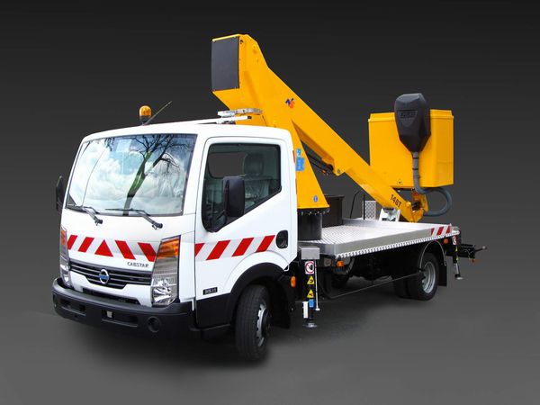 Nacelle élévatrice sur porteur 148T - Hauteur de travail 13.80 m - Déport 8.5 m - Stabilisateurs indépendants_0