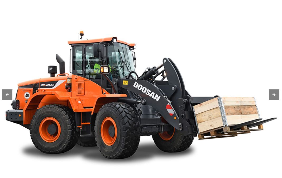 Doosan DL200-5 - Chargeuse sur pneus compacte et robuste, puissance de 142 CV_0