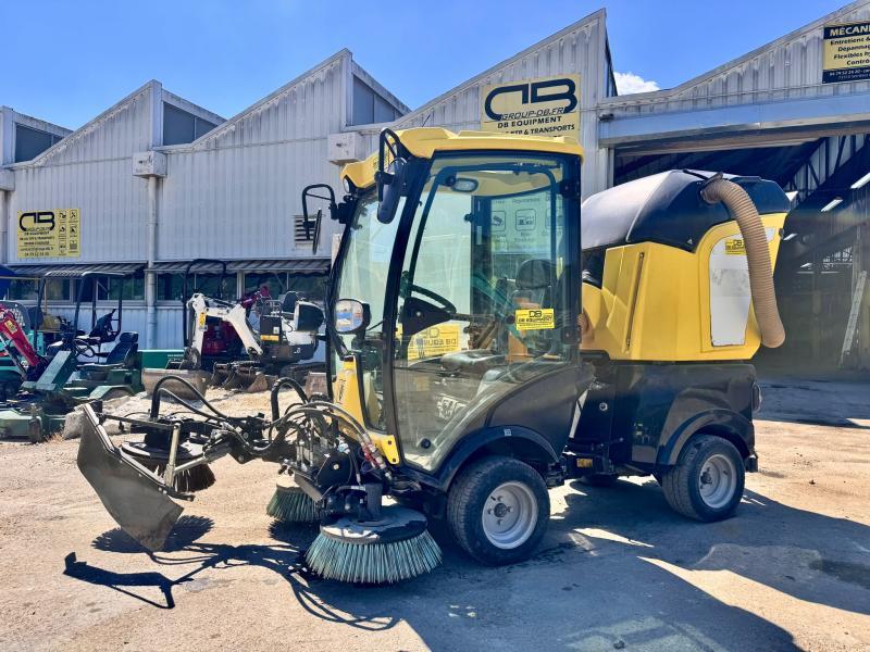 KARCHER MC50 Balayeuse aspiratrice de voirie_0