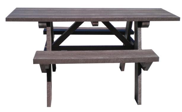 Table de pique nique aménagé pour personne à mobilité réduite_0