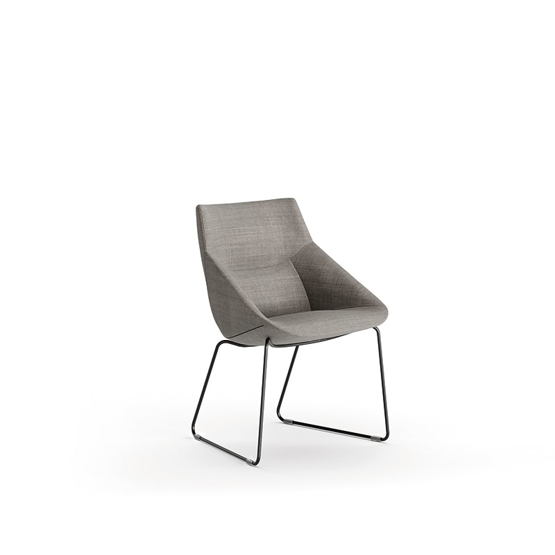Chaise tapissée pieds luge en métal BOW_0