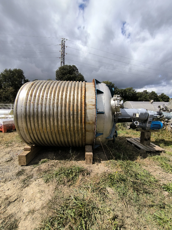 Réacteur en acier inoxydable 10 400 litres avec demi-canne et agitation - référence                        :                         c13750_0