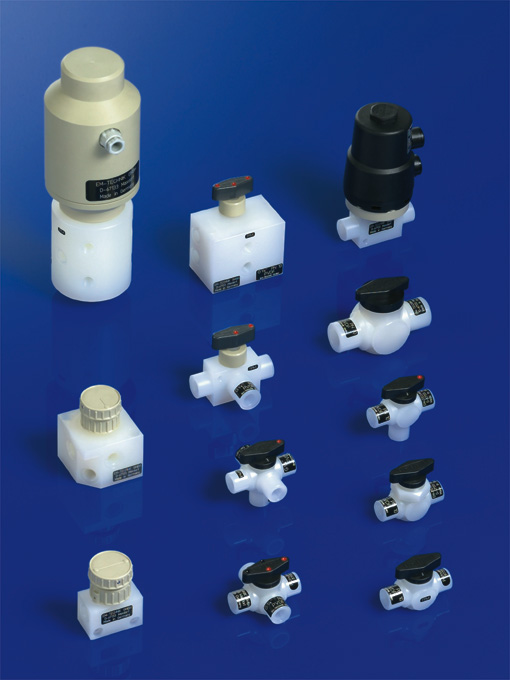Vannes à boisseau en plastiques PP, PVDF, PTFE, PFA - Cylindrique ou conique - 2 à 11 voies - DN 3 à DN 15 - Versions manuelle, électrique, pneumatique_0