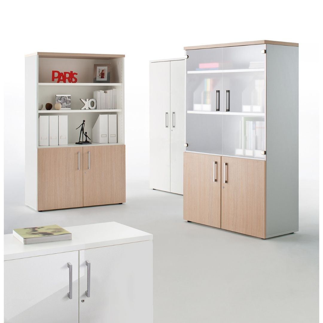 Armoire en bois à portes battantes - tablettes réglables - personnalisation finitions - portes vitrées en verre sécurit_0