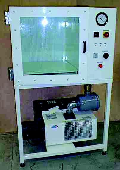 Centrale de vide Modelvac - dégazage sous vide avec pompes à palettes lubrifiées et caisson de travail_0