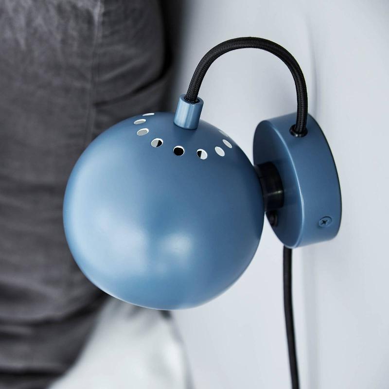 FRANDSEN APPLIQUE MURALE BALL MAGNET, BLEU PÉTROLE
