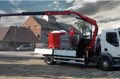 Grue auxiliaire Fassi F90A e-active - Capacité de levage jusqu’à 8,55 tm - Bras hydraulique jusqu’à 12,30 m avec jib_0