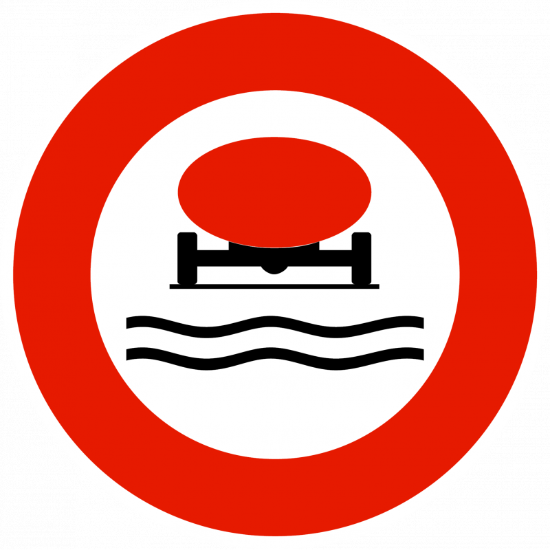 Panneau d'interdiction B18B - Accès interdit aux véhicules transportant des marchandises polluantes pour les eaux - Made in France_0