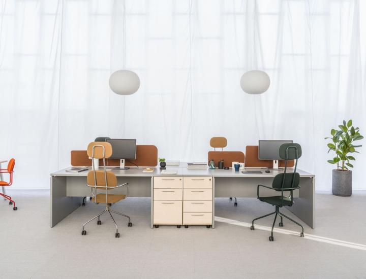 Bureau d'angle professionnel