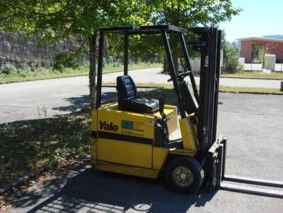 Chariot élévateur frontal électrique Yale ERP10RCF - 1000 kg - Batterie neuve - Mât Triplex 4.42m_0