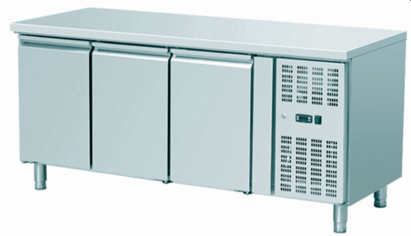 Desserte réfrigérée professionnelle 3 portes ventilées - 417L -18/-22°C - THP3100BT_0