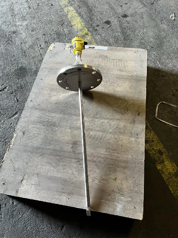 Indicateurs de niveau c9373 - référence                        :                         c9373_0