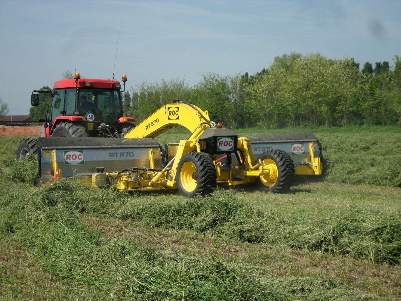 Rt 870 - Andaineur à tapis ROC SRL - Système de suspension arrière unique et ramassage révolutionnaire_0