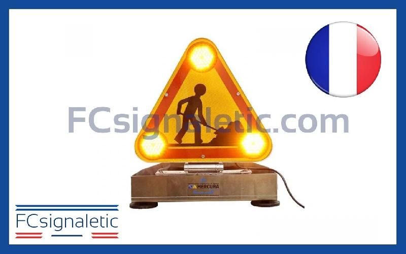 Triangle Triflash AK5 magnétique 500 mm avec prise allume cigare à relevage électrique classe 2 - STANDBY MERCURA_0