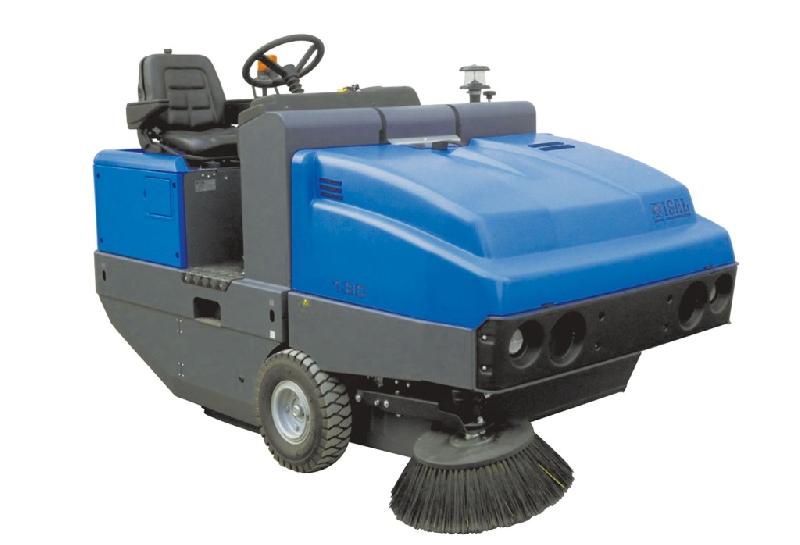 Balayeuse autoportée PB 180 D ISAL - diesel - largeur de travail jusqu'à 180 cm - bac à déchets 500 L_0
