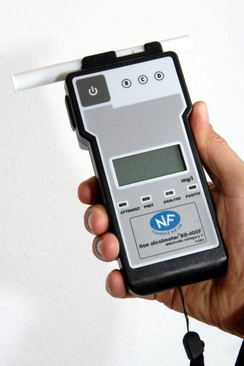 Ethylotest électronique Lion Alcolmeter SD-400F - certifié NF X20-703 - pilotage automatique par microcontrôleur_0