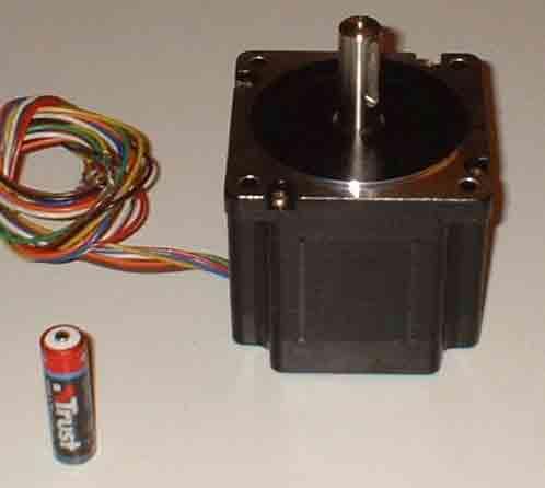 Moteur pas à pas NEMA 34 - 4 Nm - 2.5 A/phase - 86 mm_0