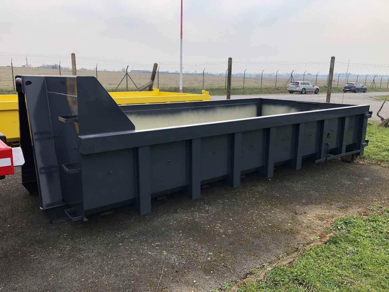 Caisson benne amovible TP - Dimensions 5000x2300x1230 mm - Neuf - Pour camion Ampiroll_0