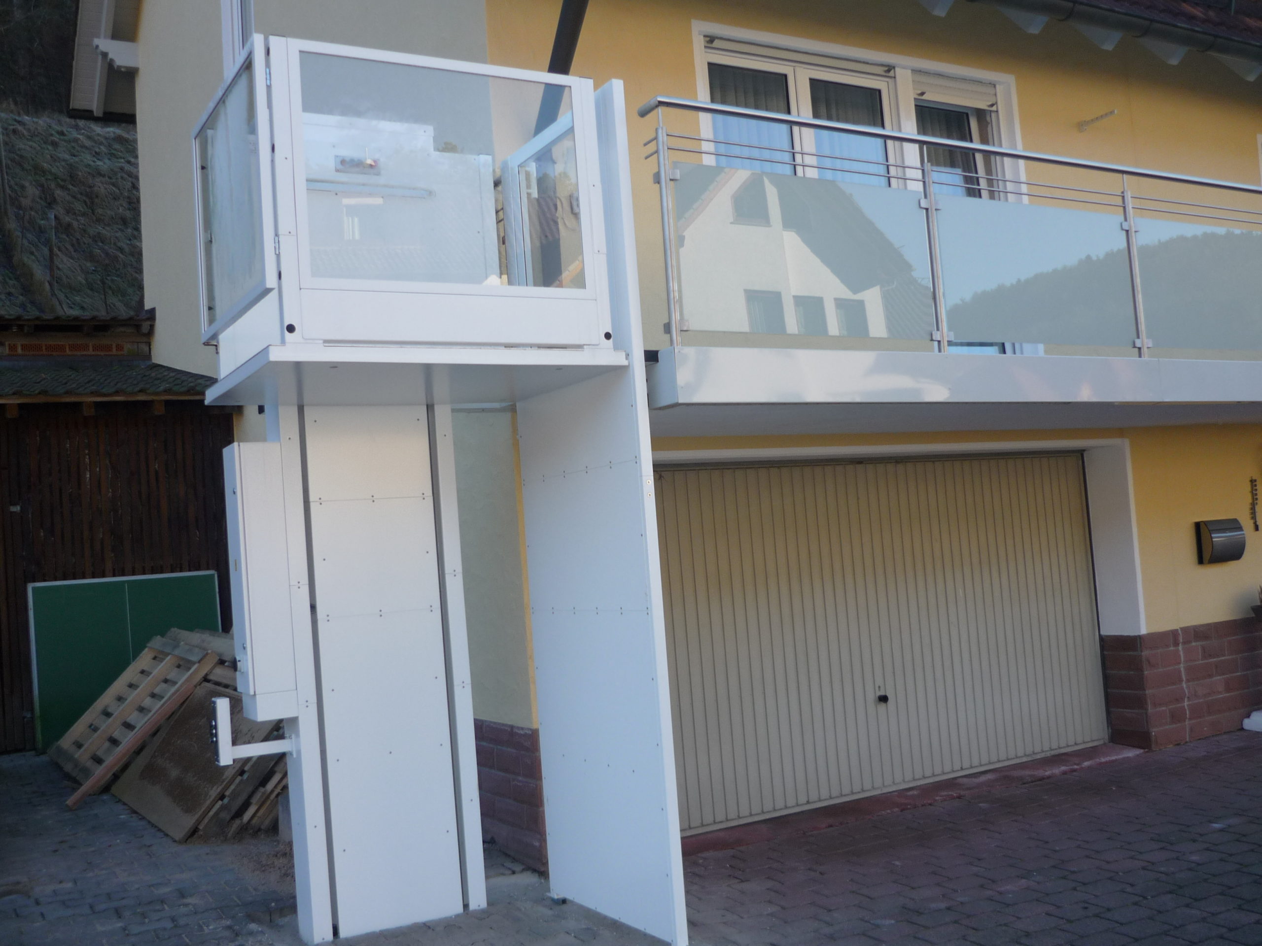 Plateforme élévatrice verticale pour une vie sans obstacles - lehner alpin z300_1