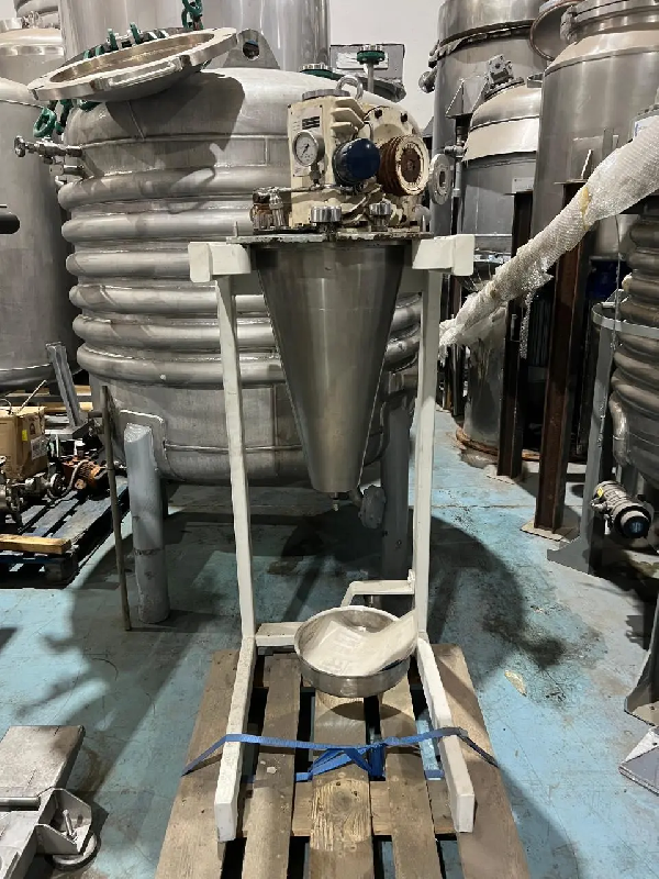 Atomiseur niro f10 en acier inoxydable d'occasion - référence                        :                         c6239_0