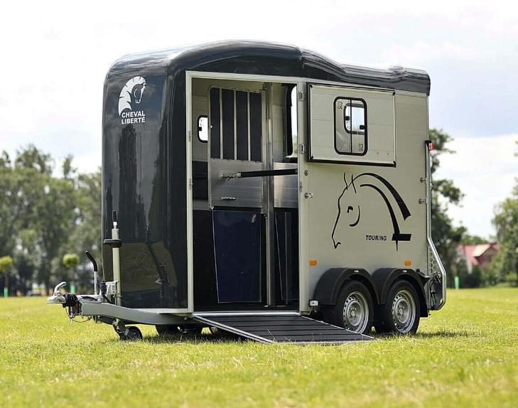 Remorque pour transport d'animaux - cheval liberté touring country + grande sellerie - 2 places_0