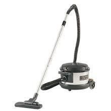 ASPIRATEUR 1200W EUROCLEAN GD930 POSITION VERTICALE.