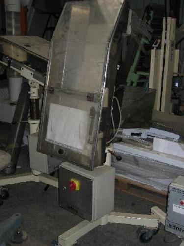 Tapis élévateur vitesse variable ADMV - modèle 606010 d'occasion avec tampon de stockage et hauteur réglable_0
