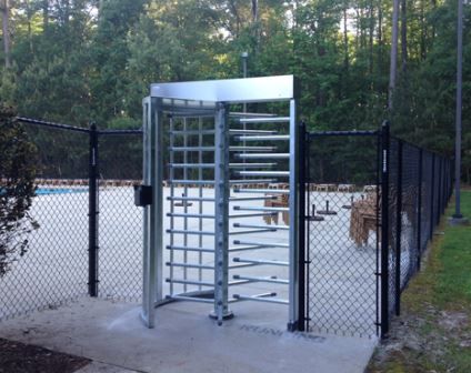 Tourniquet inox 304L pour piscine ou extérieur - Contrôle d'accès avec modes mécaniques et électroniques_0