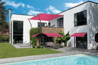 Stores bannes Loggia 125 - Aluminium laqué - Protection UV - Motorisation en option_0