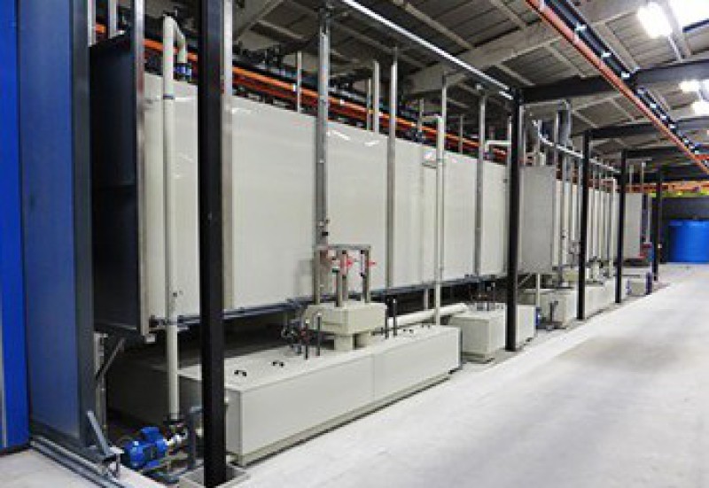 Bains chimiques et tunnels de pulvérisation adaptés à votre demande_0