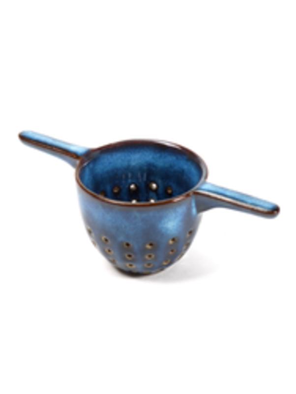 PASSOIRE À THÉ ROND BLEU FONCÉ ÉMAILLÉ GRÈS 14 CM PURE BLUE SERAX