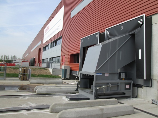 Compacteur à déchets poste fixe - PAKTOR I3 - vérins croisés et vérin en ligne, trémie sans aspérités_0