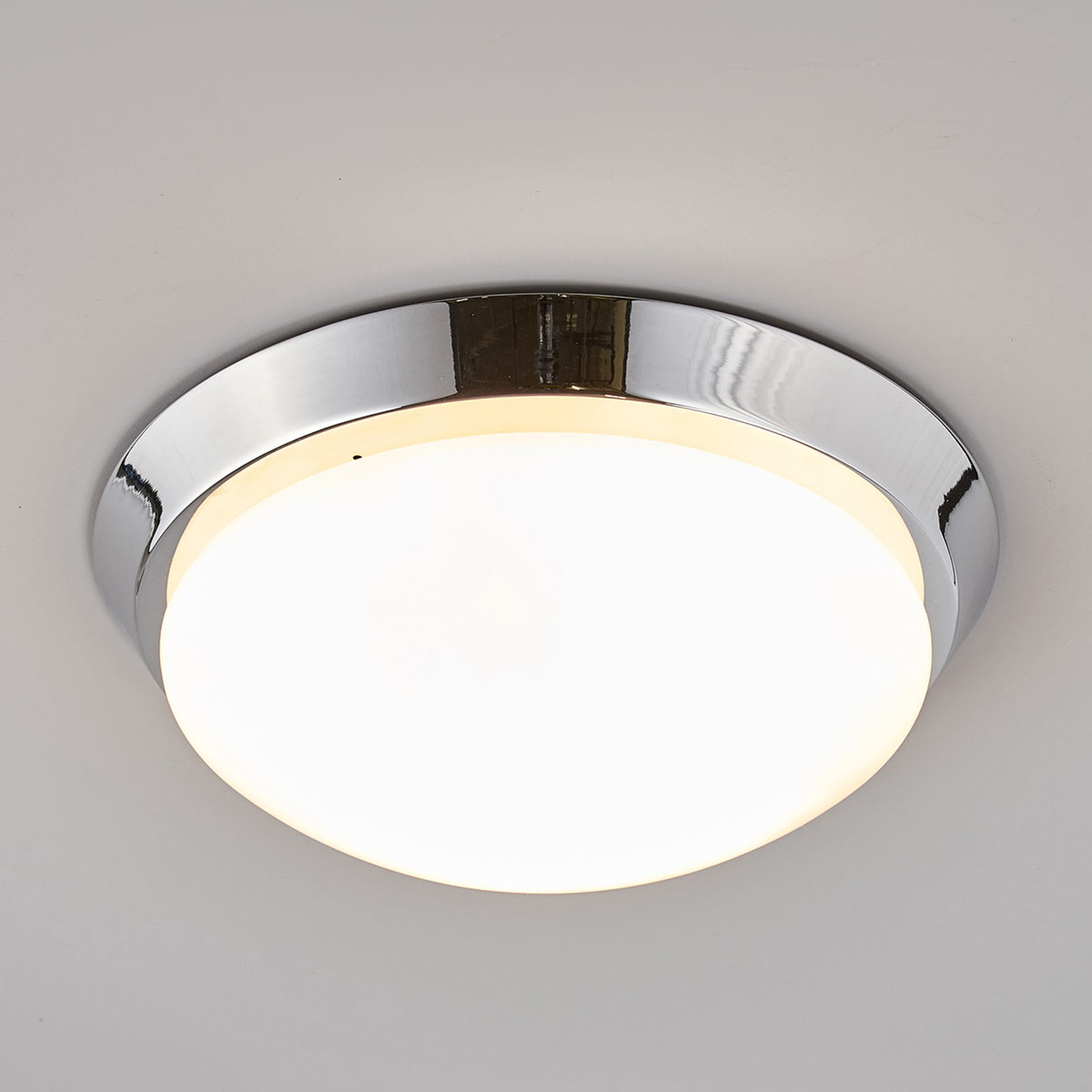 PLAFONNIER DILANI DE LINDBY, SALLE DE BAINS, IP44, Ø 31 CM, E27