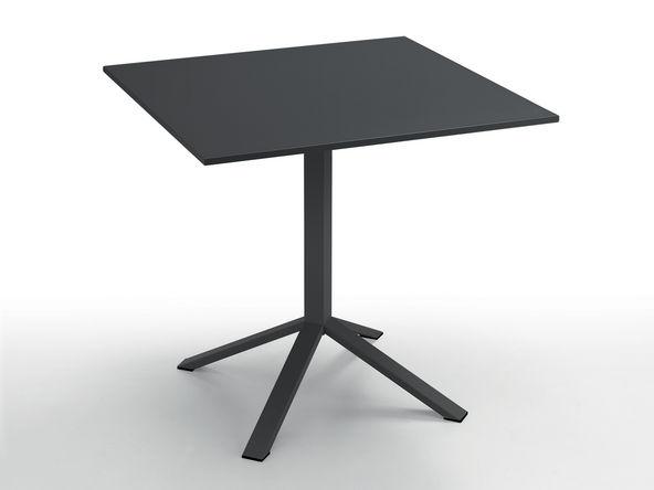 Table polyvalente Square conçue pour l'extérieur_0