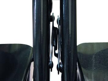 Chaise pliante Palerme - vinyle noir - robuste et confortable pour collectivités_0