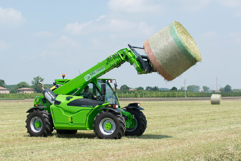 Chariot télescopique Merlo Compact Turbofarmer 30.9_0