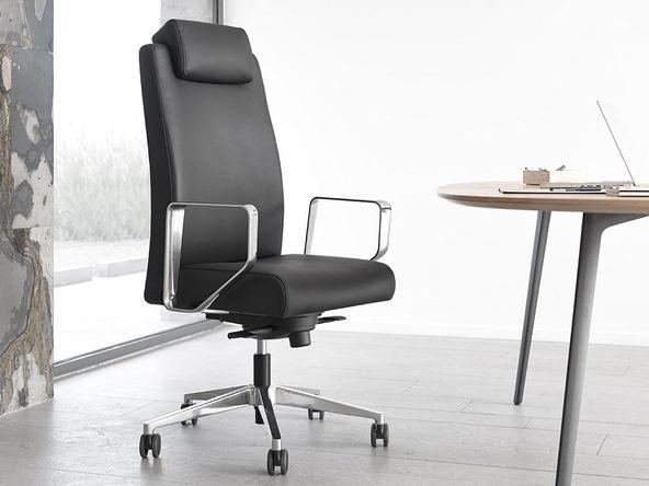 Fauteuil de direction Bost en cuir - grand gabarit - confort ergonomique - synchrone - appui-tête réglable - garantie 5 ans_0