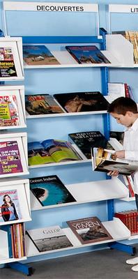 RAYONNAGE TABLETTES INCLINÉES, SIMPLE FACE INITIAL ZÉDIA, 1,60 M, ROUGE RAL 3000 - MANUTAN COLLECTIVITÉS