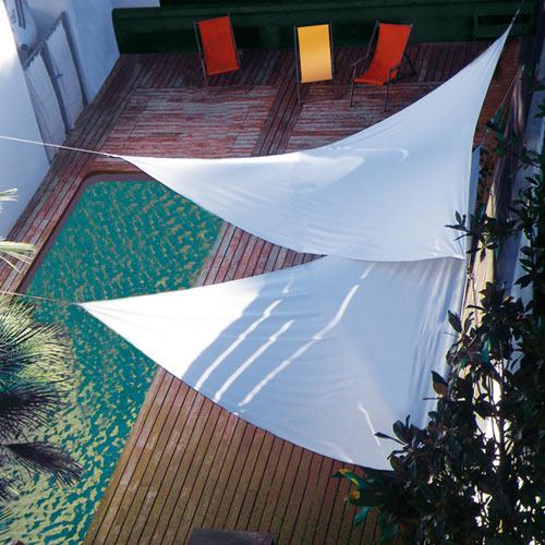 VOILE D\'OMBRAGE TRIANGULAIRE 500X500X500CM ÉCRUE