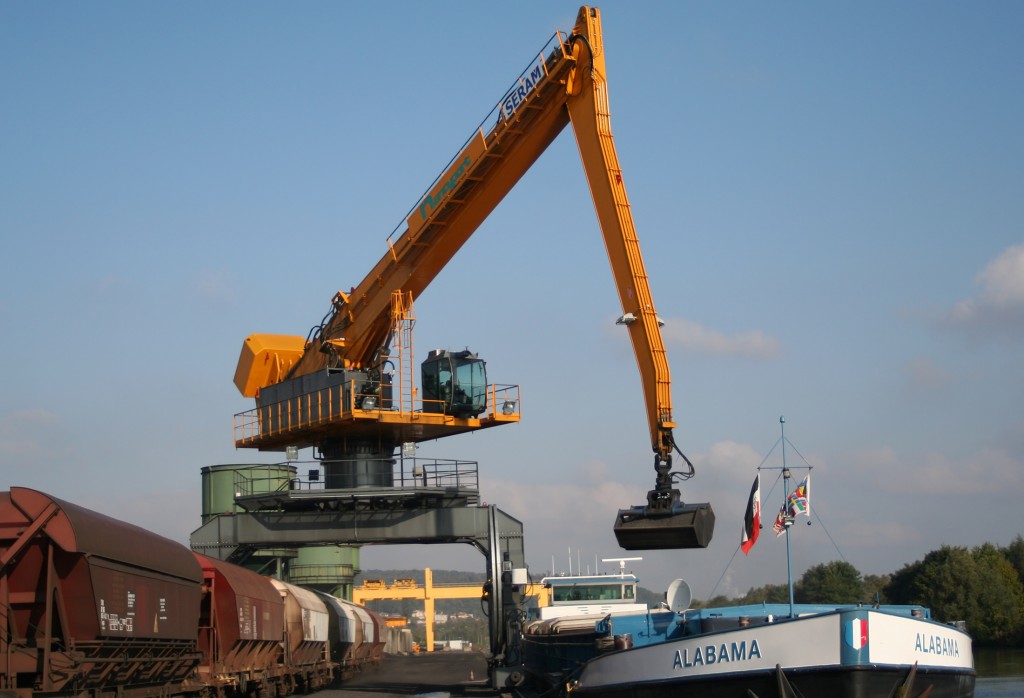 Grue portuaire - Seram S200 - équilibrée - 6.6t à 30m - portée jusqu'à 35m - motorisation électrique 250 kW_0