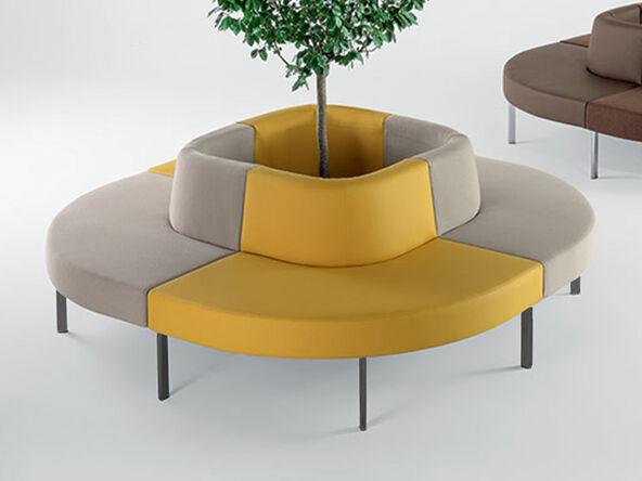 Banquette en cercle Vela avec espace central et tissu au choix_0